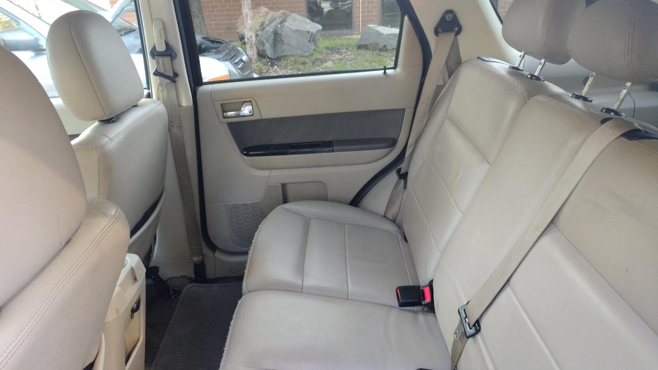Ford Escape FWD 4dr I4 CVT Hybrid 2009