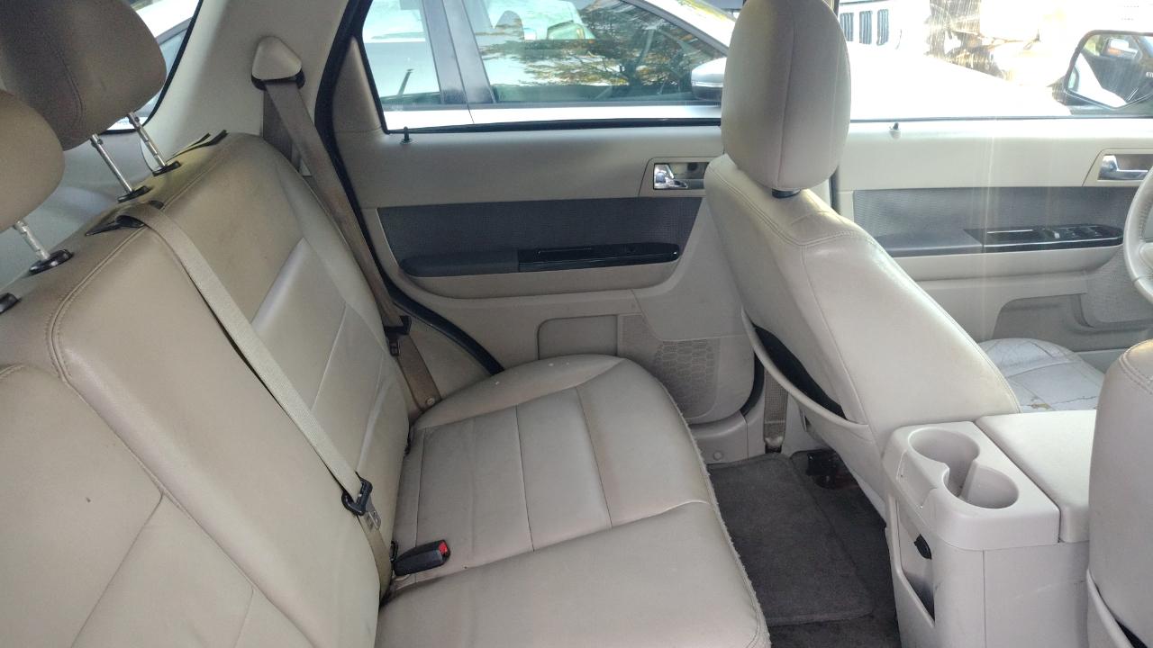 Ford Escape FWD 4dr I4 CVT Hybrid 2009