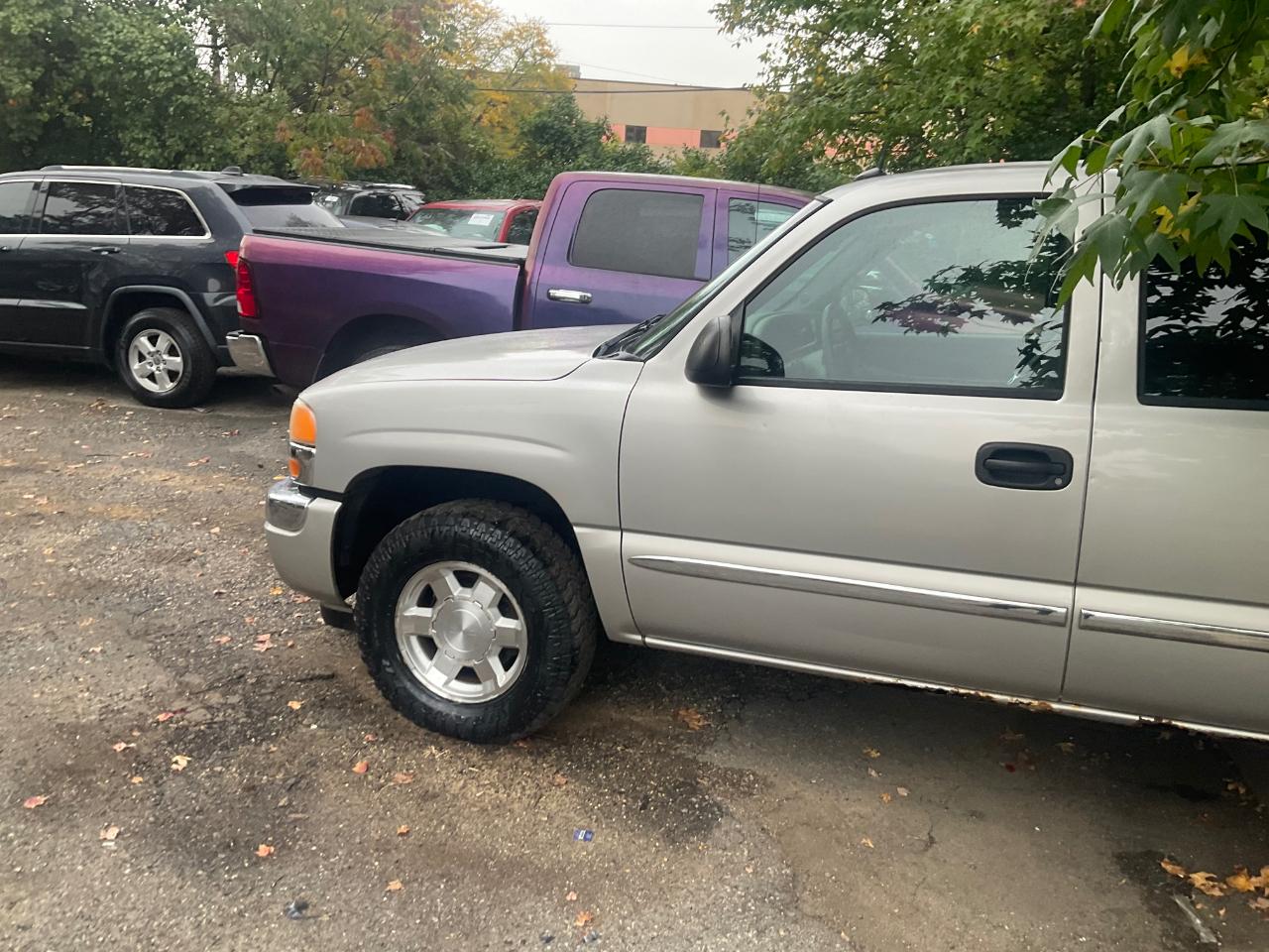 GMC Sierra 1500 Crew Cab 143.5" WB 4WD SLE 2005