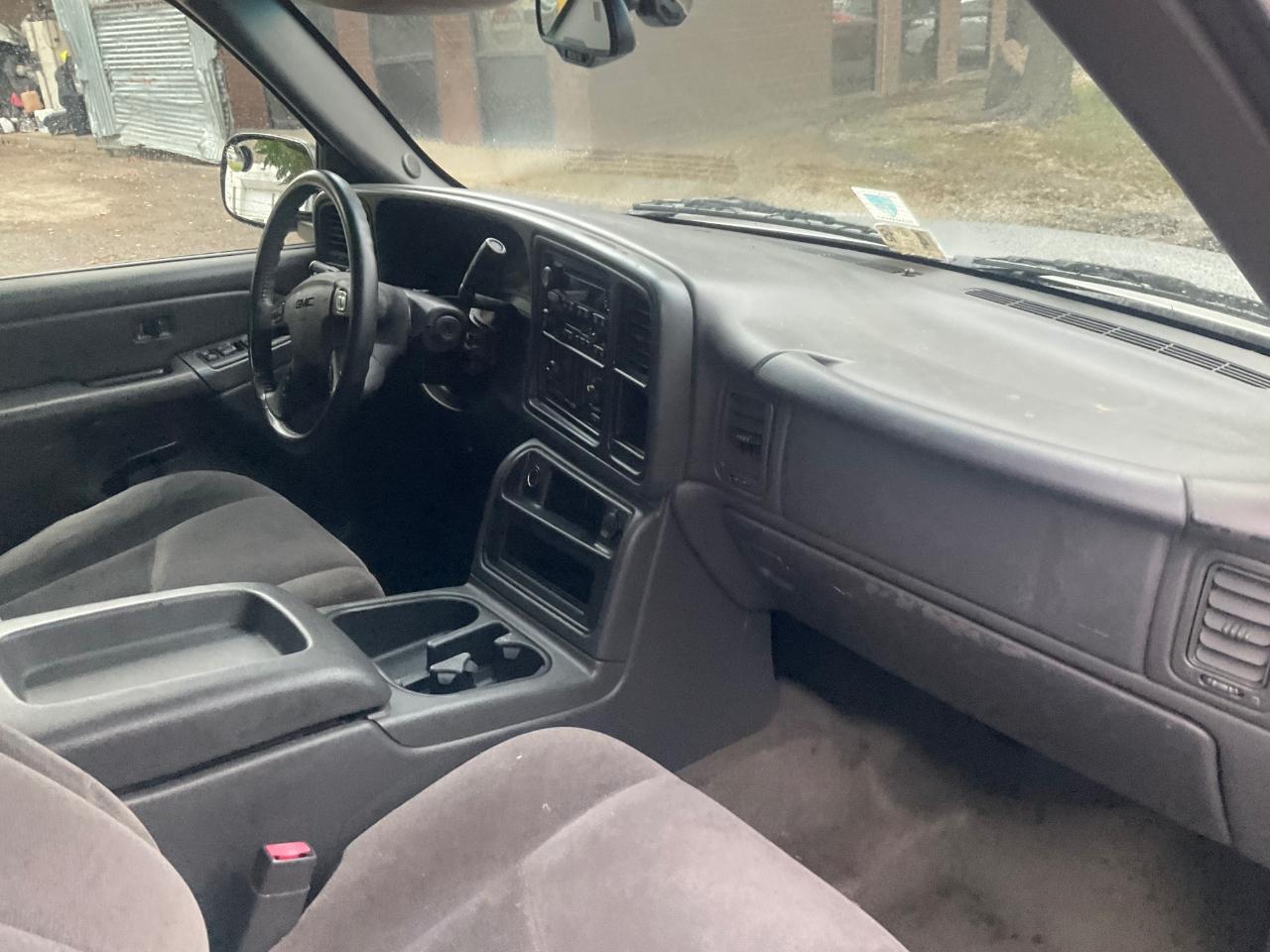 GMC Sierra 1500 Crew Cab 143.5" WB 4WD SLE 2005