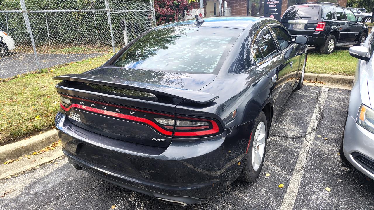 Dodge Charger 4dr Sdn SXT RWD 2016