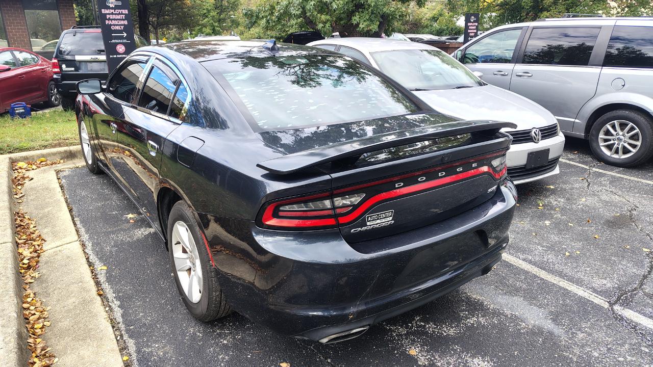 Dodge Charger 4dr Sdn SXT RWD 2016