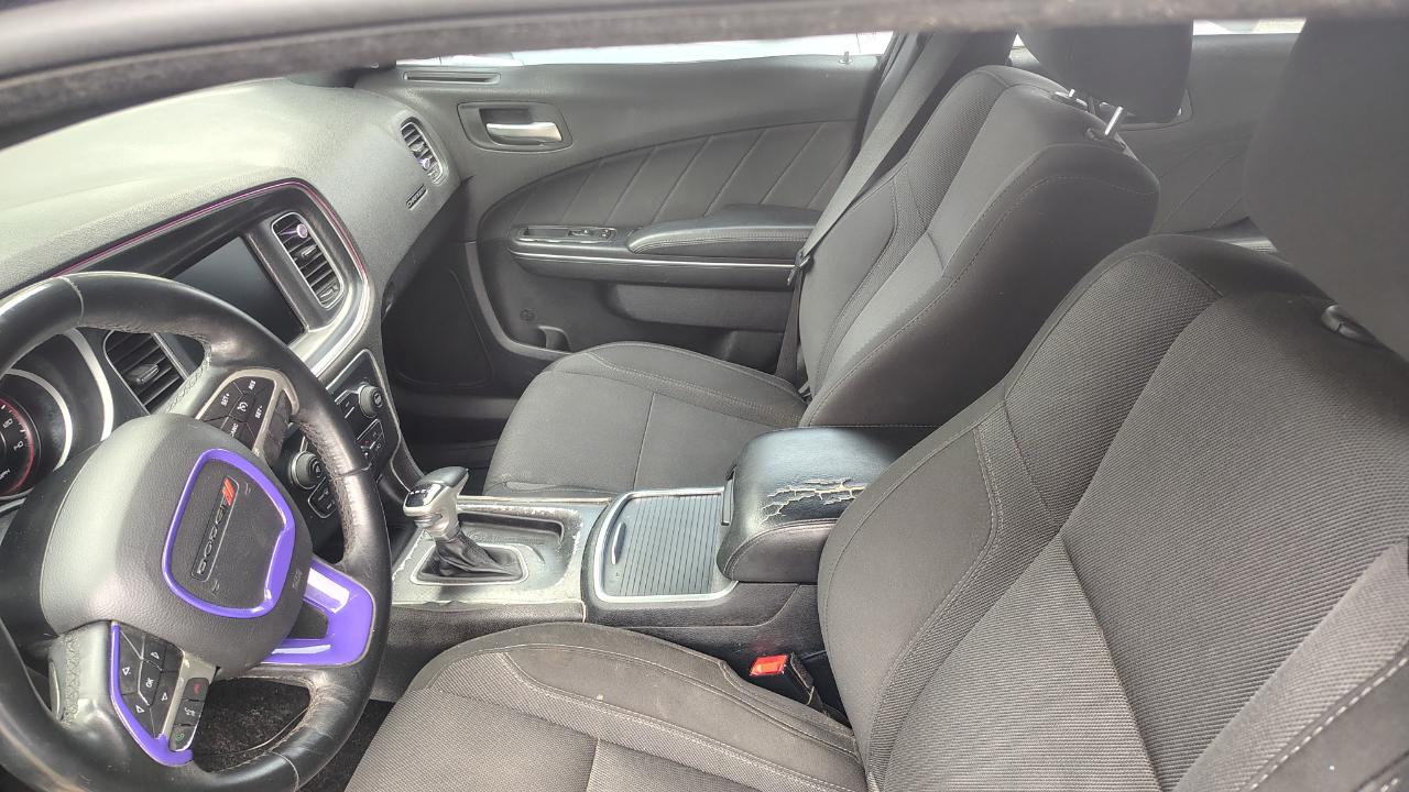 Dodge Charger 4dr Sdn SXT RWD 2016