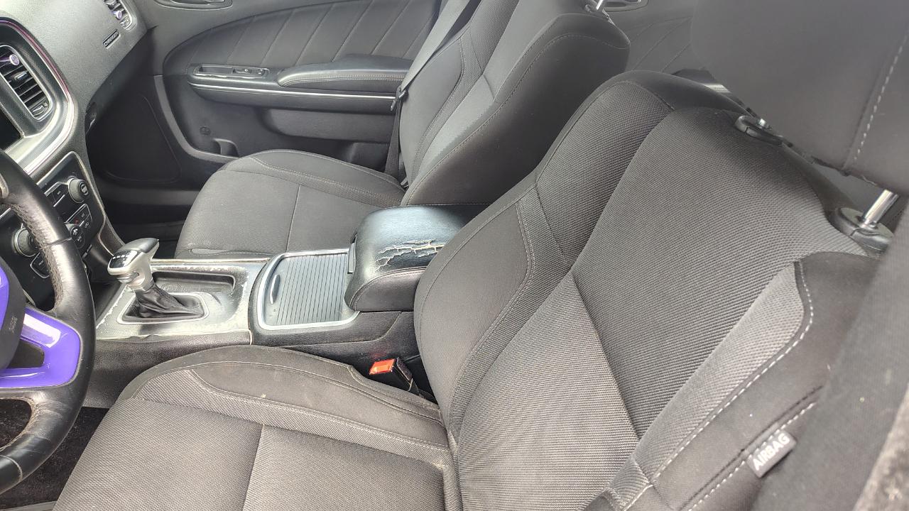 Dodge Charger 4dr Sdn SXT RWD 2016