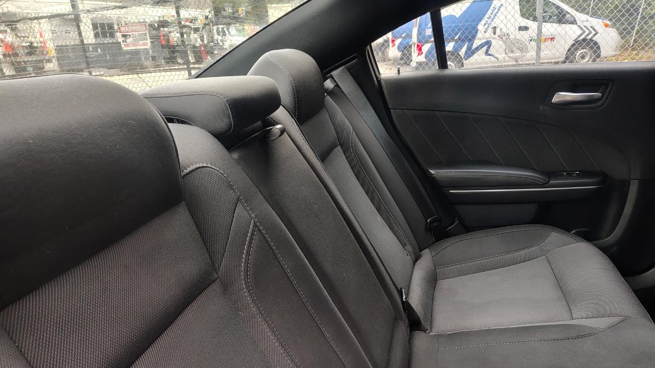 Dodge Charger 4dr Sdn SXT RWD 2016