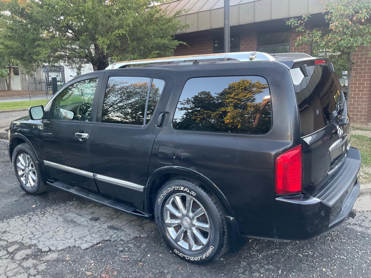 Infiniti QX56 4WD 4dr 2009