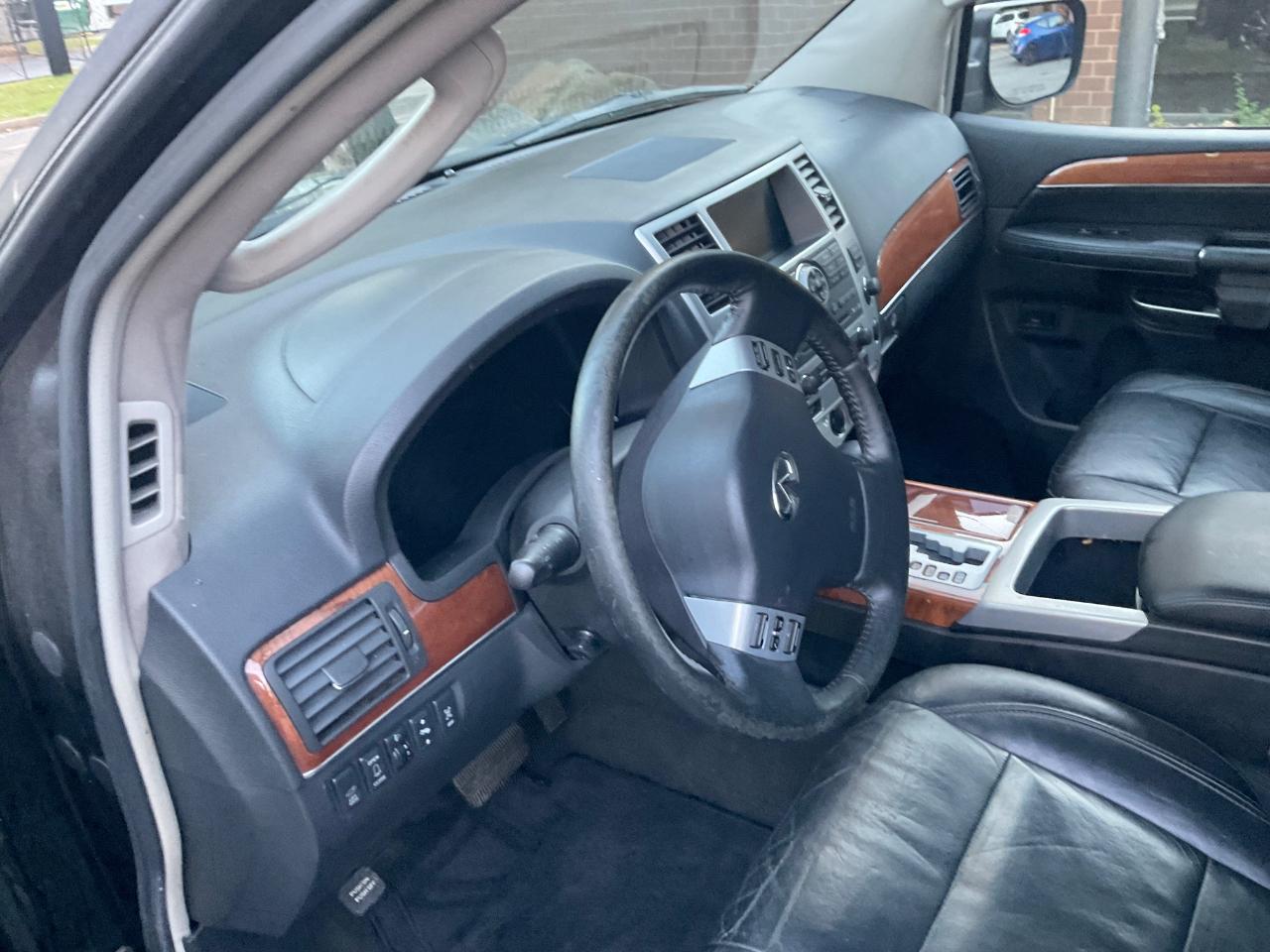 Infiniti QX56 4WD 4dr 2009
