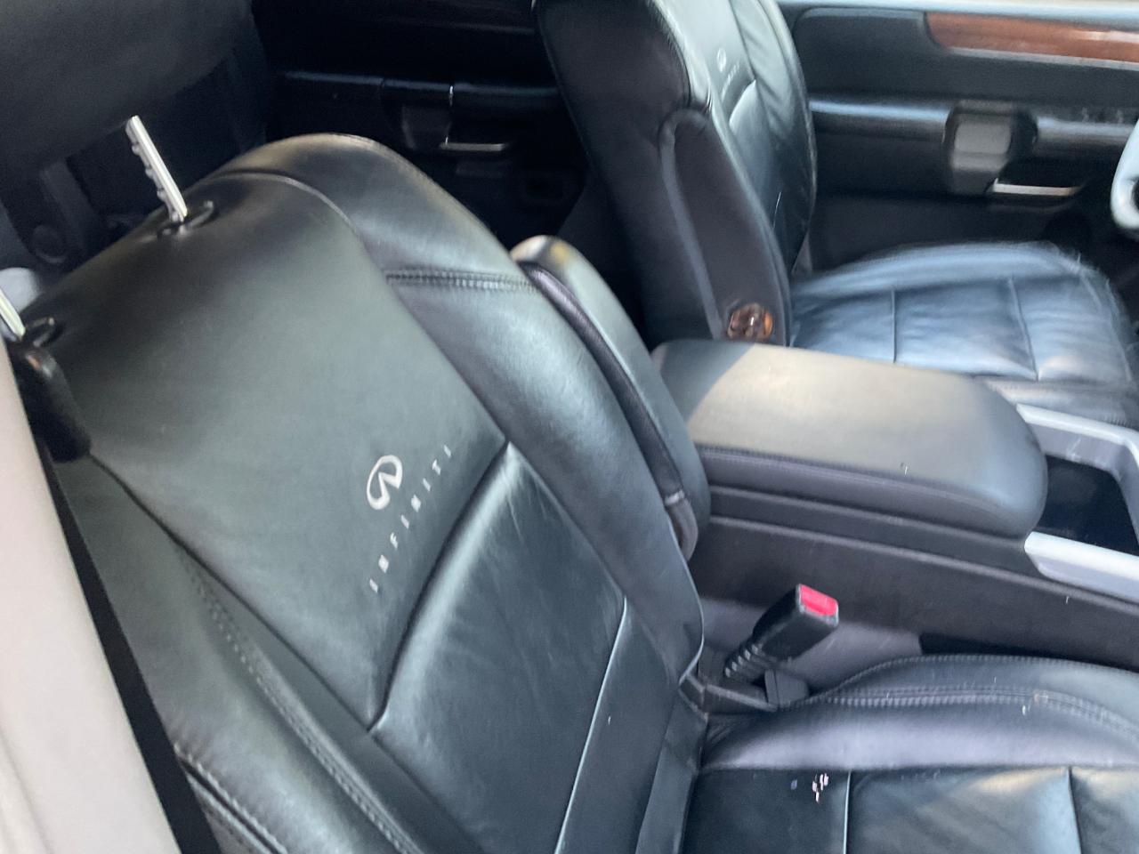 Infiniti QX56 4WD 4dr 2009