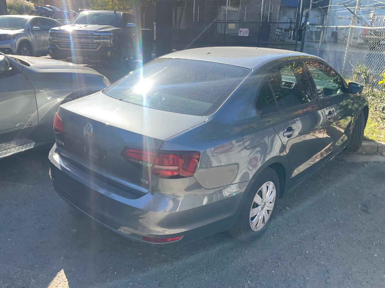 Volkswagen Jetta Sedan 4dr Auto 1.4T S 2016