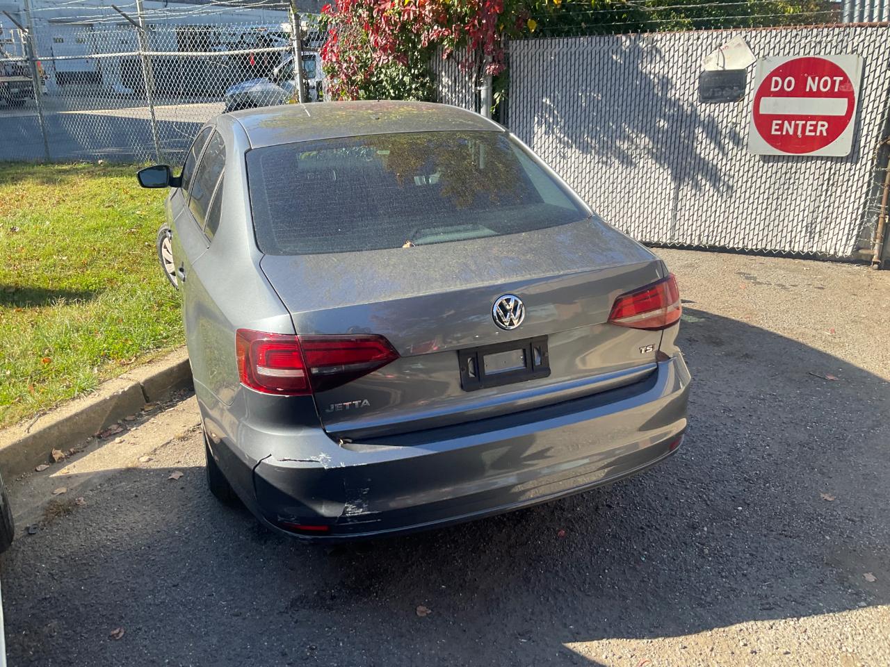 Volkswagen Jetta Sedan 4dr Auto 1.4T S 2016