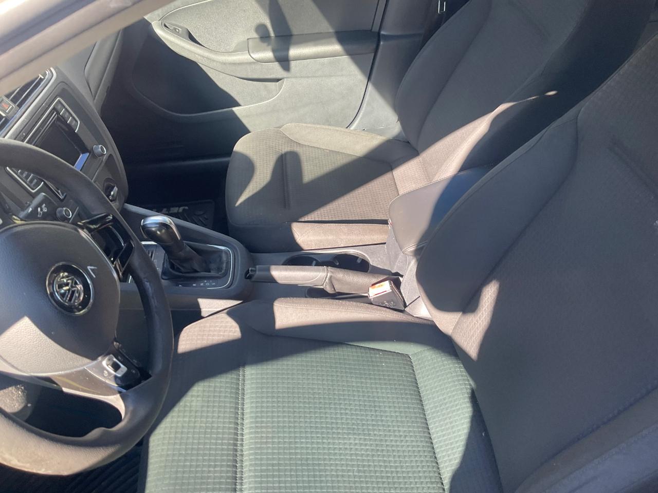 Volkswagen Jetta Sedan 4dr Auto 1.4T S 2016