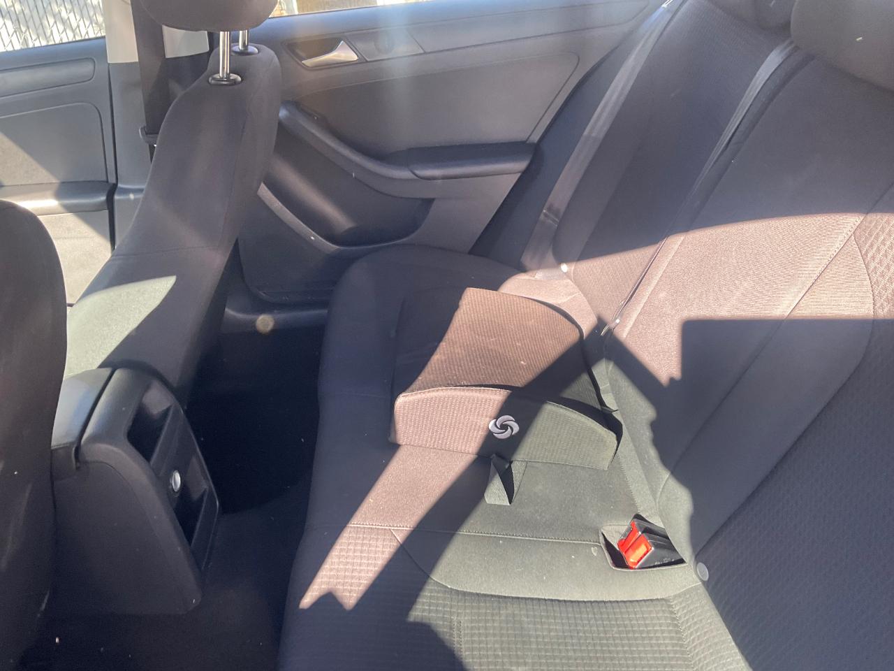 Volkswagen Jetta Sedan 4dr Auto 1.4T S 2016