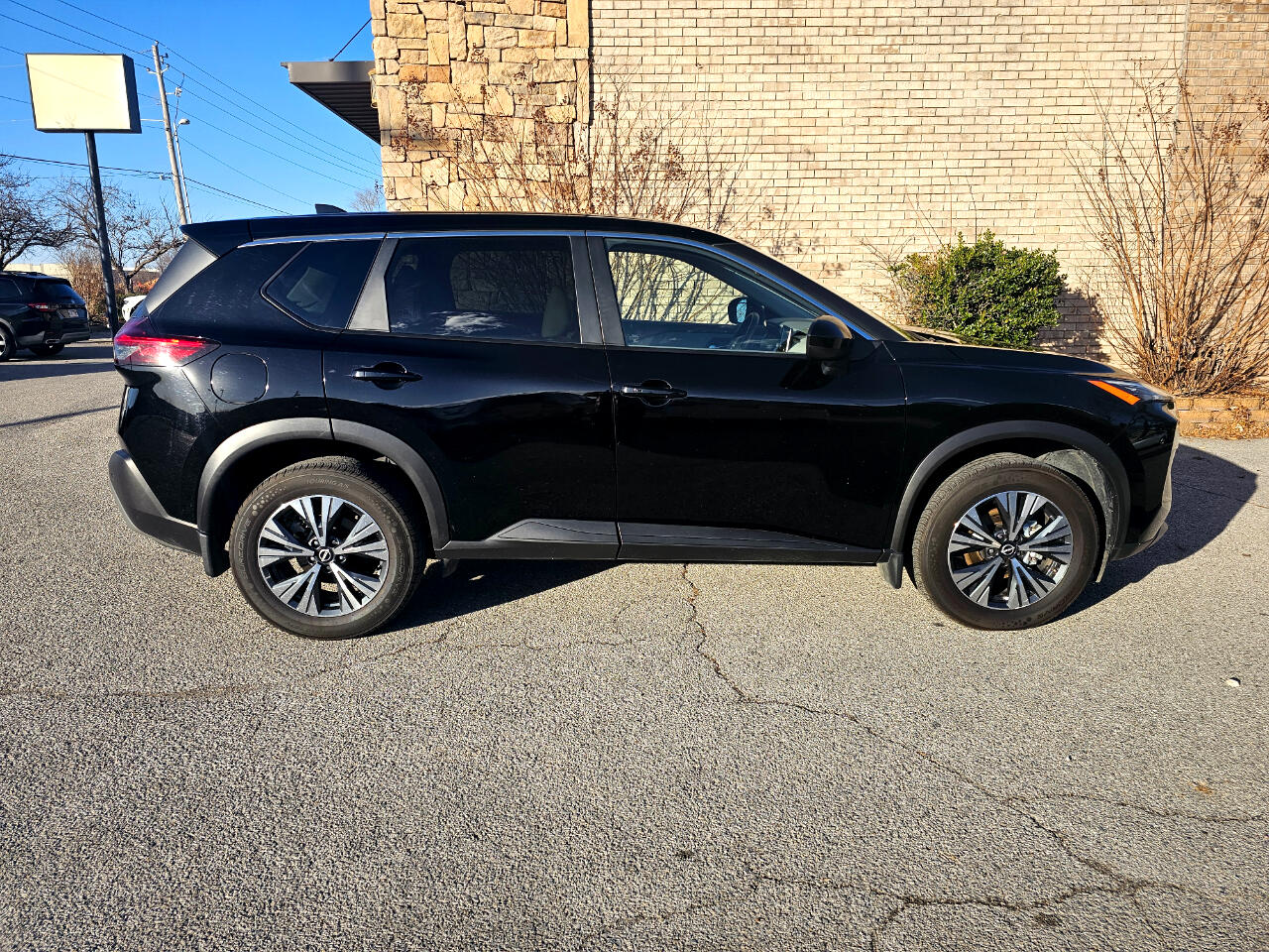 Nissan Rogue SV 2023