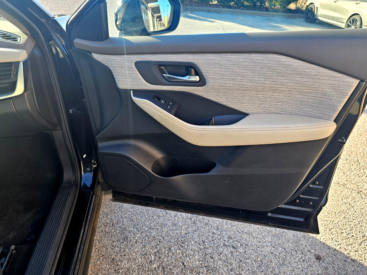 Nissan Rogue SV 2023