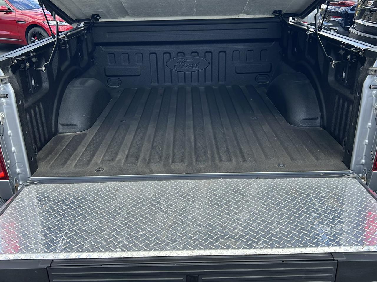 Ford F-150 4WD SuperCrew 145" Platinum 2020