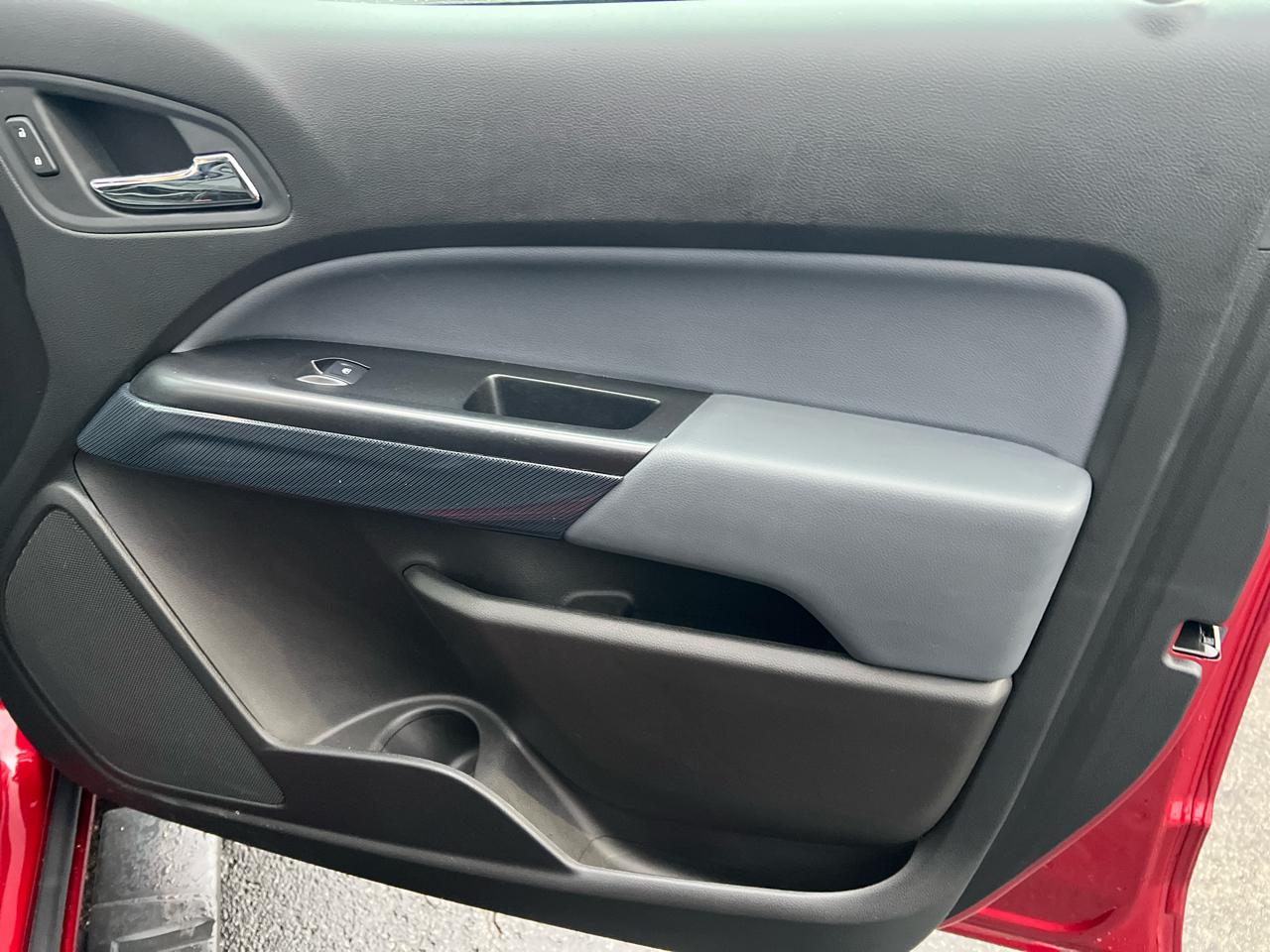 Chevrolet Colorado 4WD Crew Cab 128" Z71 2021