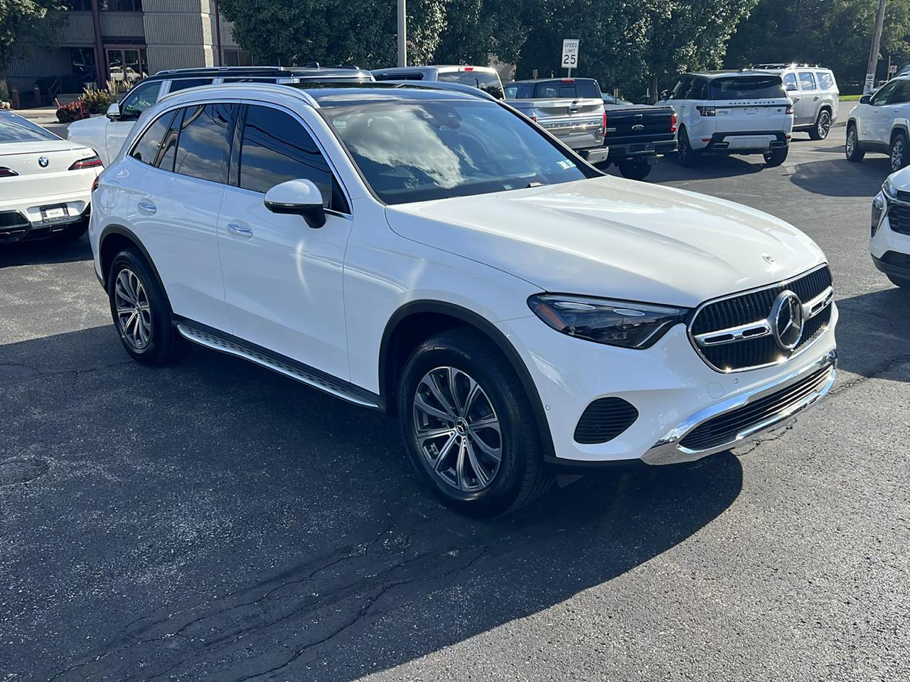 Mercedes-Benz GLC GLC 300 4MATIC SUV 2025