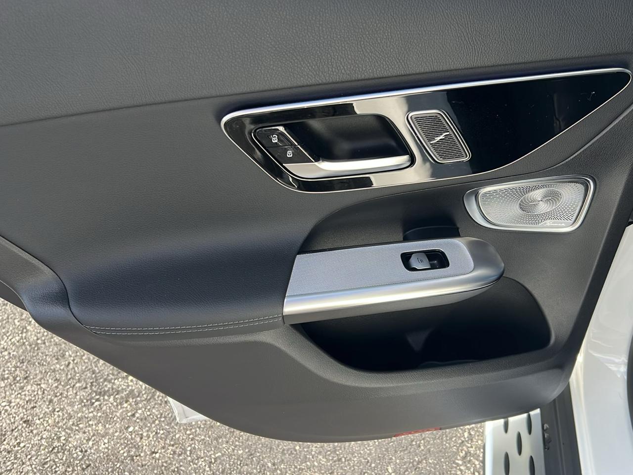 Mercedes-Benz GLC GLC 300 4MATIC SUV 2025