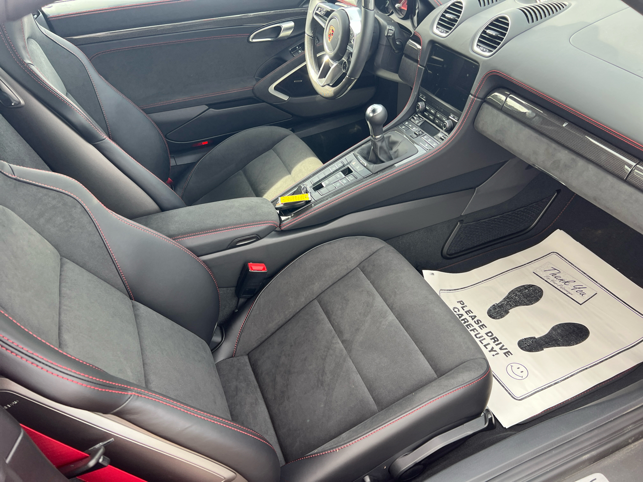 2025 Porsche Boxster GTS 4.0 photo 4