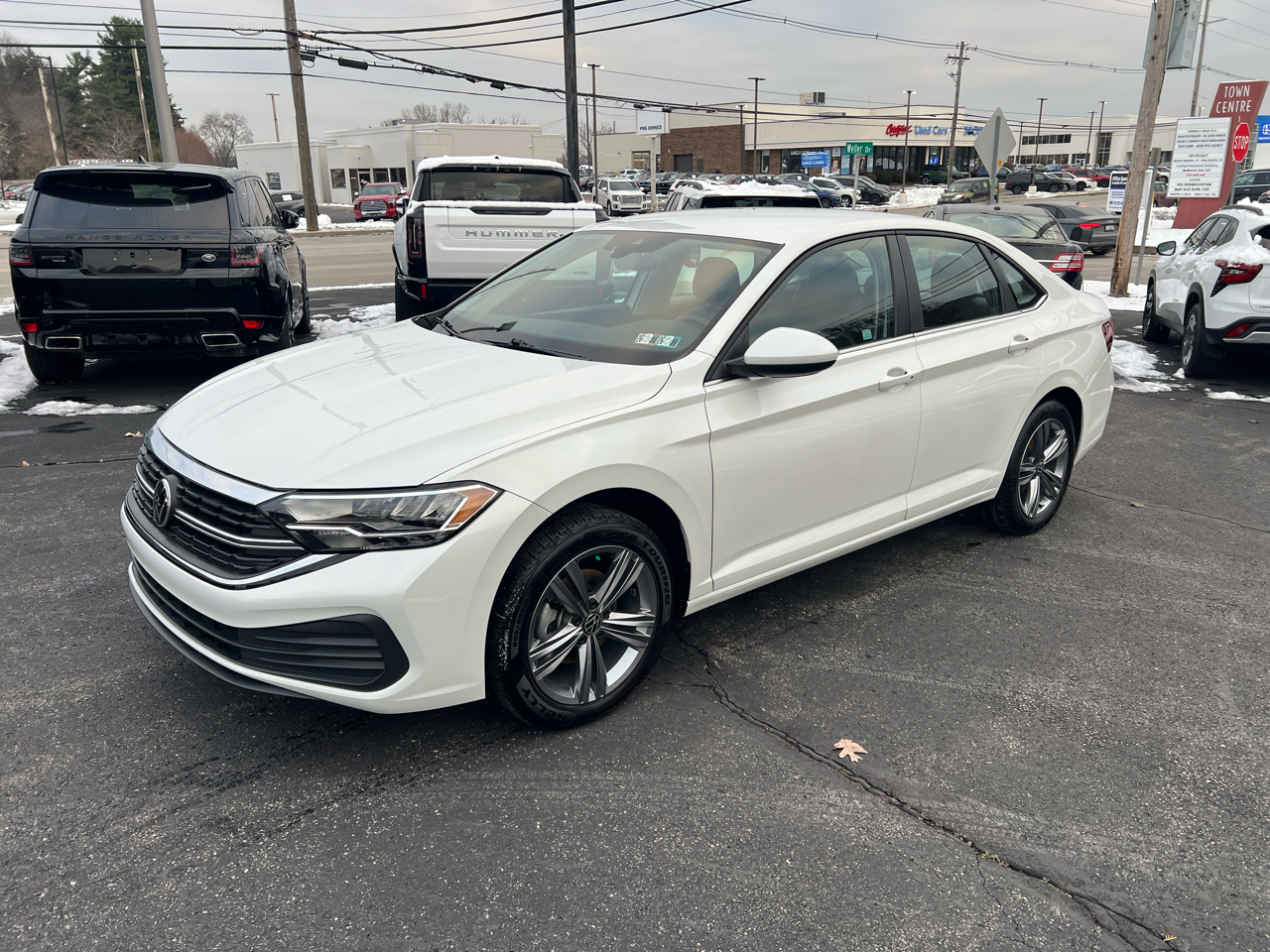 2023 Volkswagen Jetta SE Auto