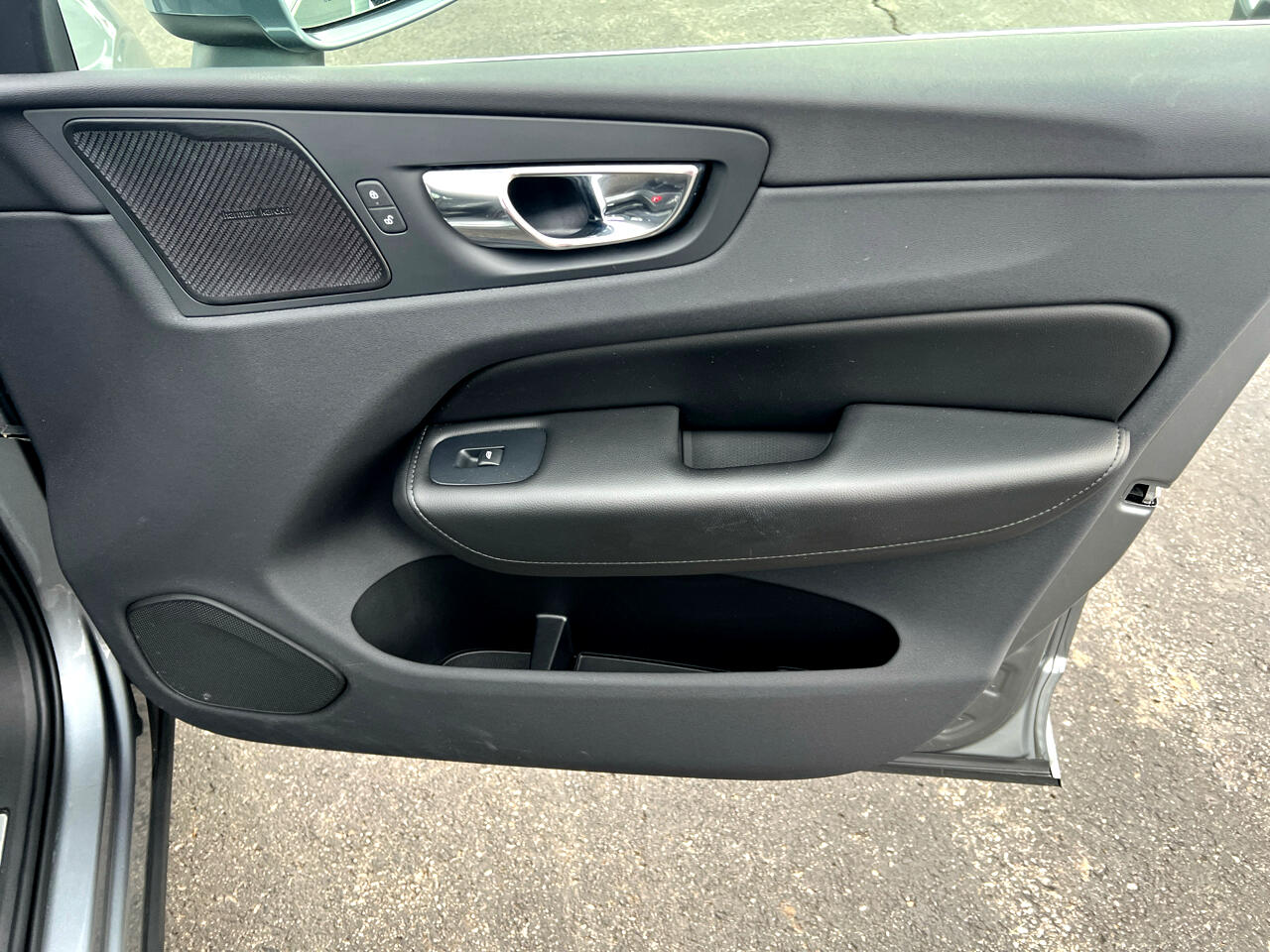 Volvo XC60 T5 AWD Momentum 2019