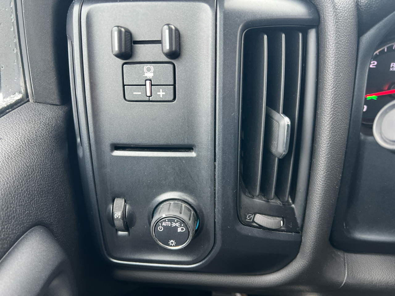 Chevrolet Silverado 2500HD 4WD Double Cab 158.1" Work Truck 2017