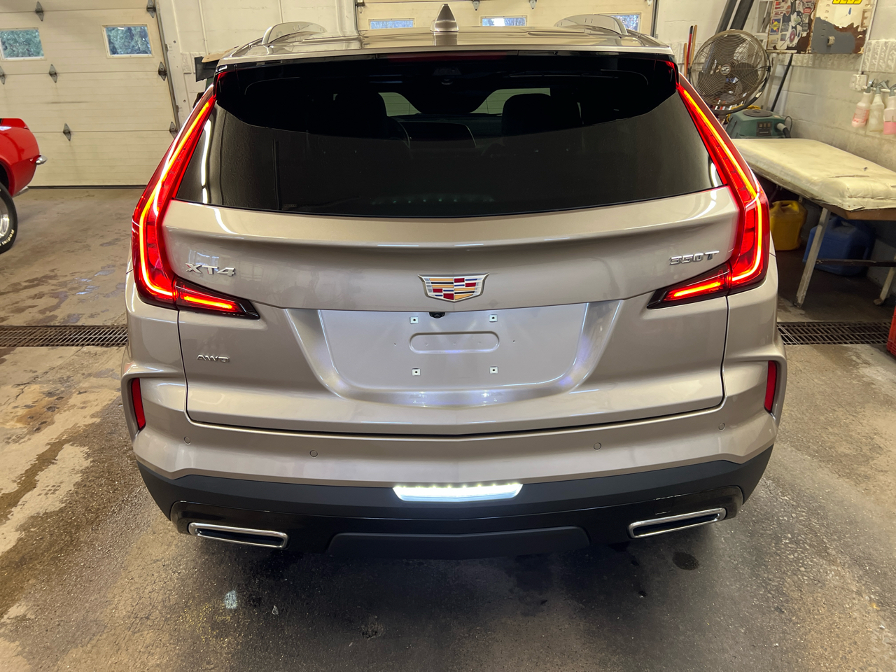 Cadillac XT4 AWD 4dr Premium Luxury 2024