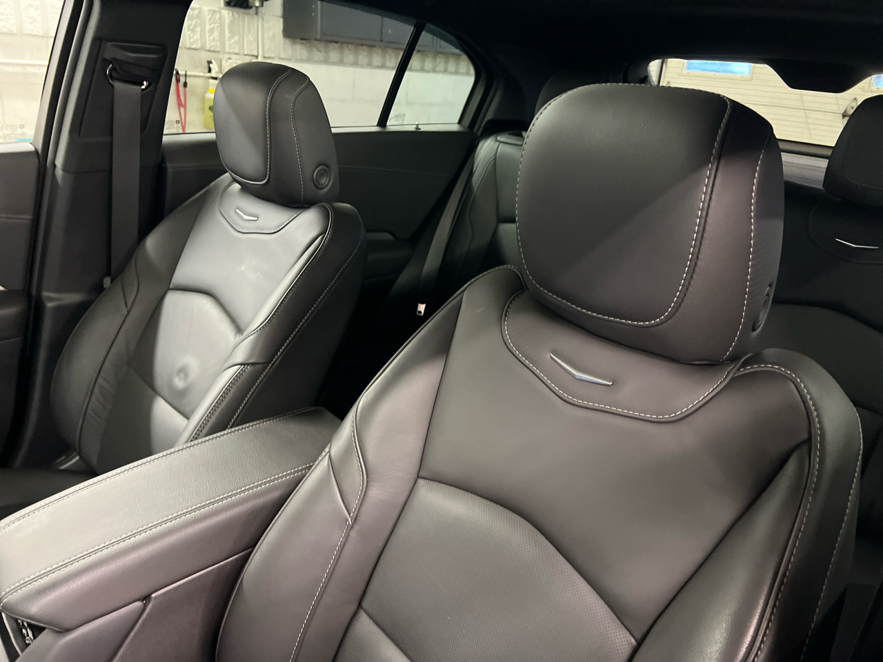 Cadillac XT4 AWD 4dr Premium Luxury 2024