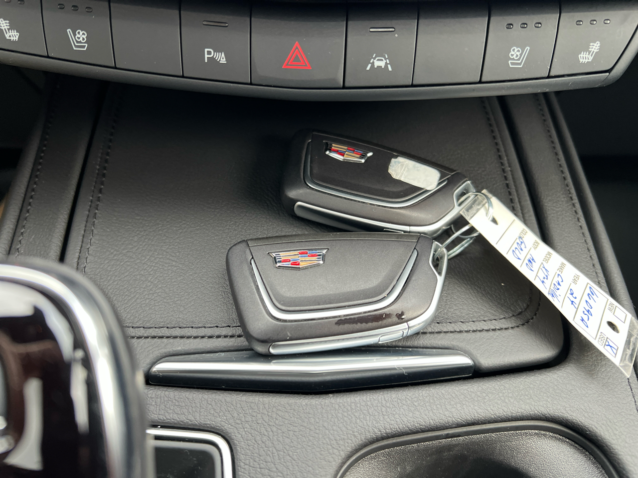 Cadillac XT4 AWD 4dr Premium Luxury 2024