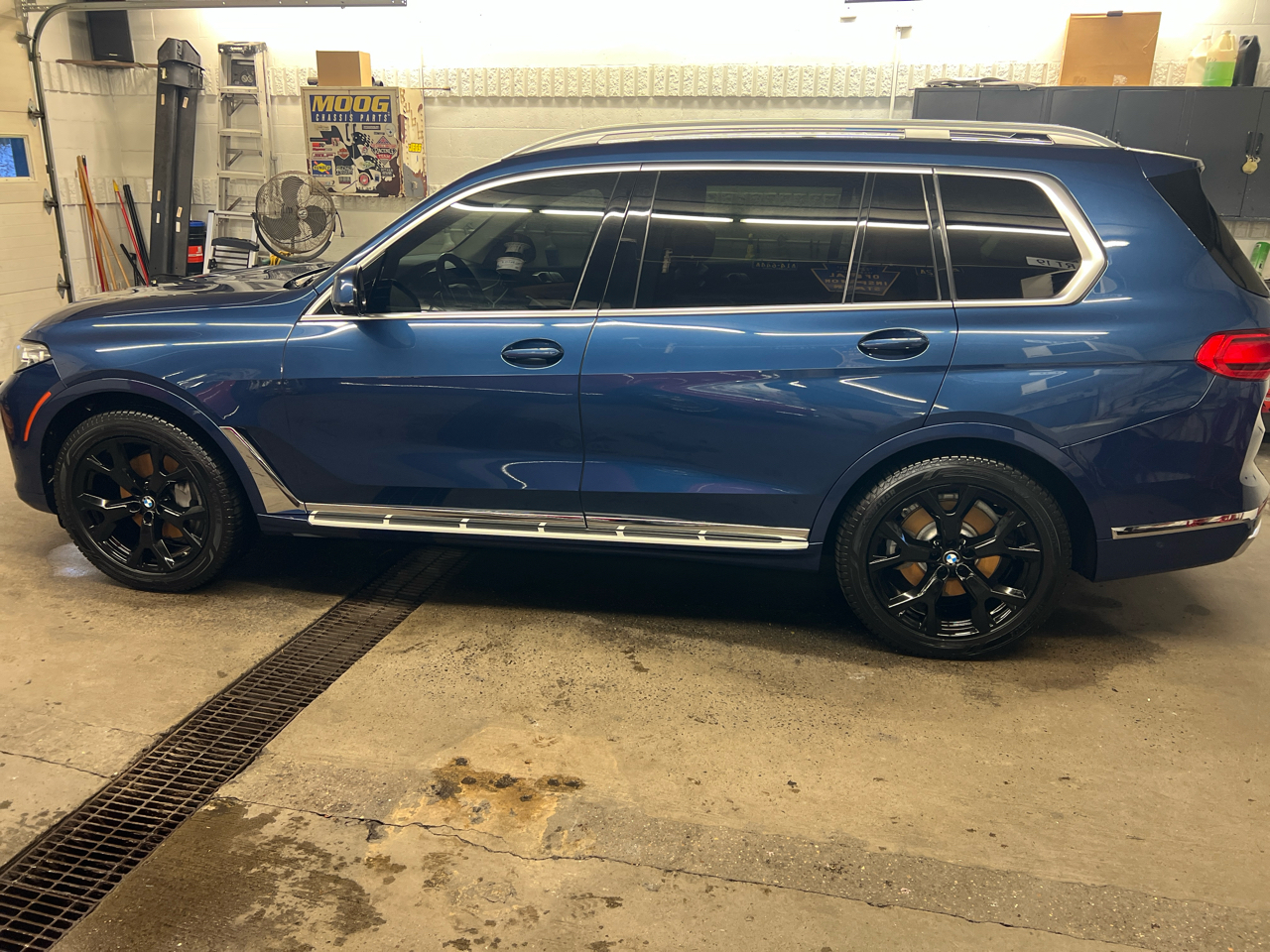 BMW X7 xDrive50i Sports Activity Vehicle 2019