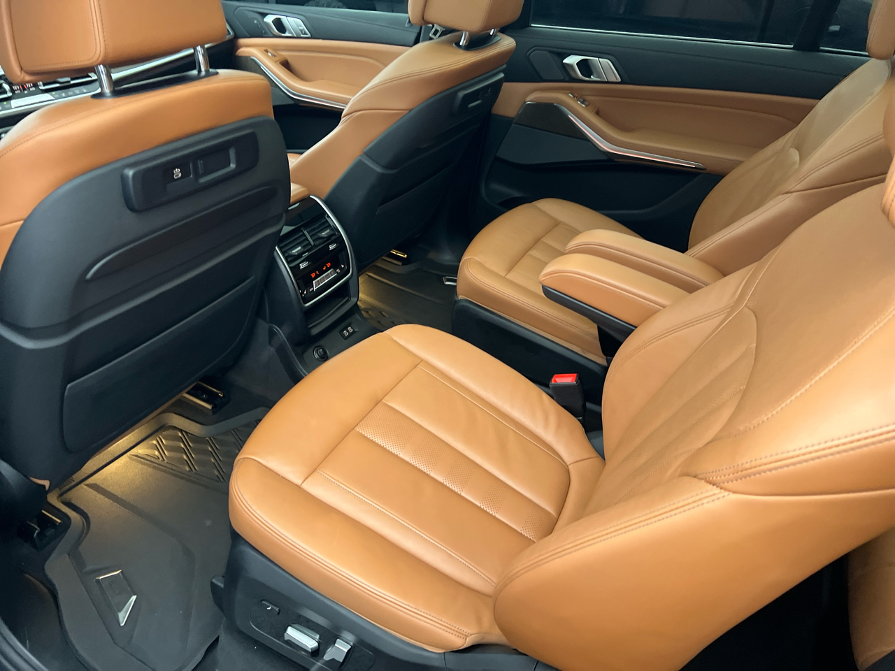 BMW X7 xDrive50i Sports Activity Vehicle 2019