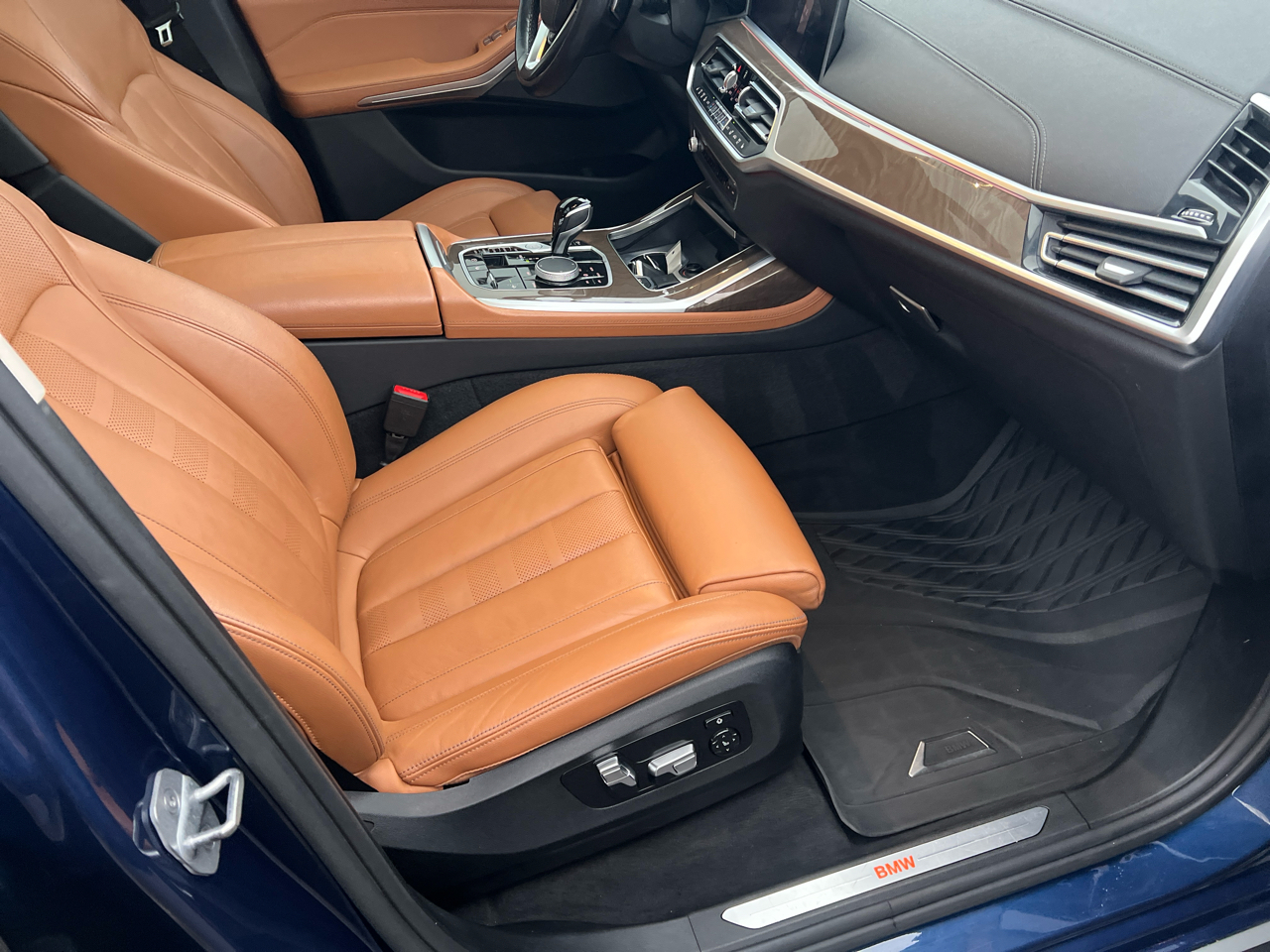 BMW X7 xDrive50i Sports Activity Vehicle 2019