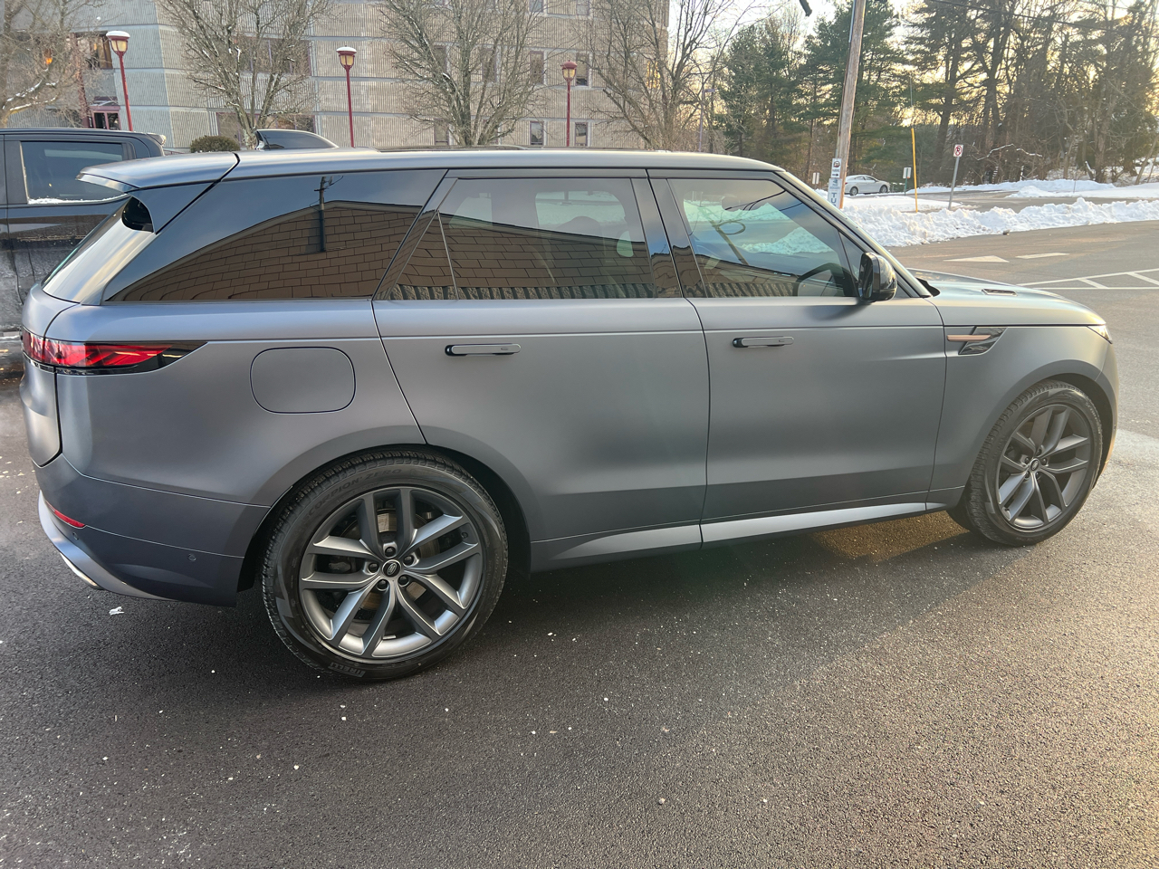 Land Rover Range Rover Sport P400 Dynamic SE 2024