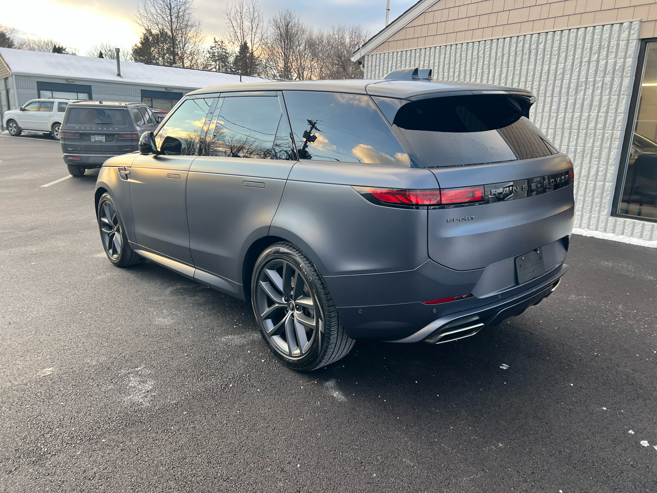 Land Rover Range Rover Sport P400 Dynamic SE 2024