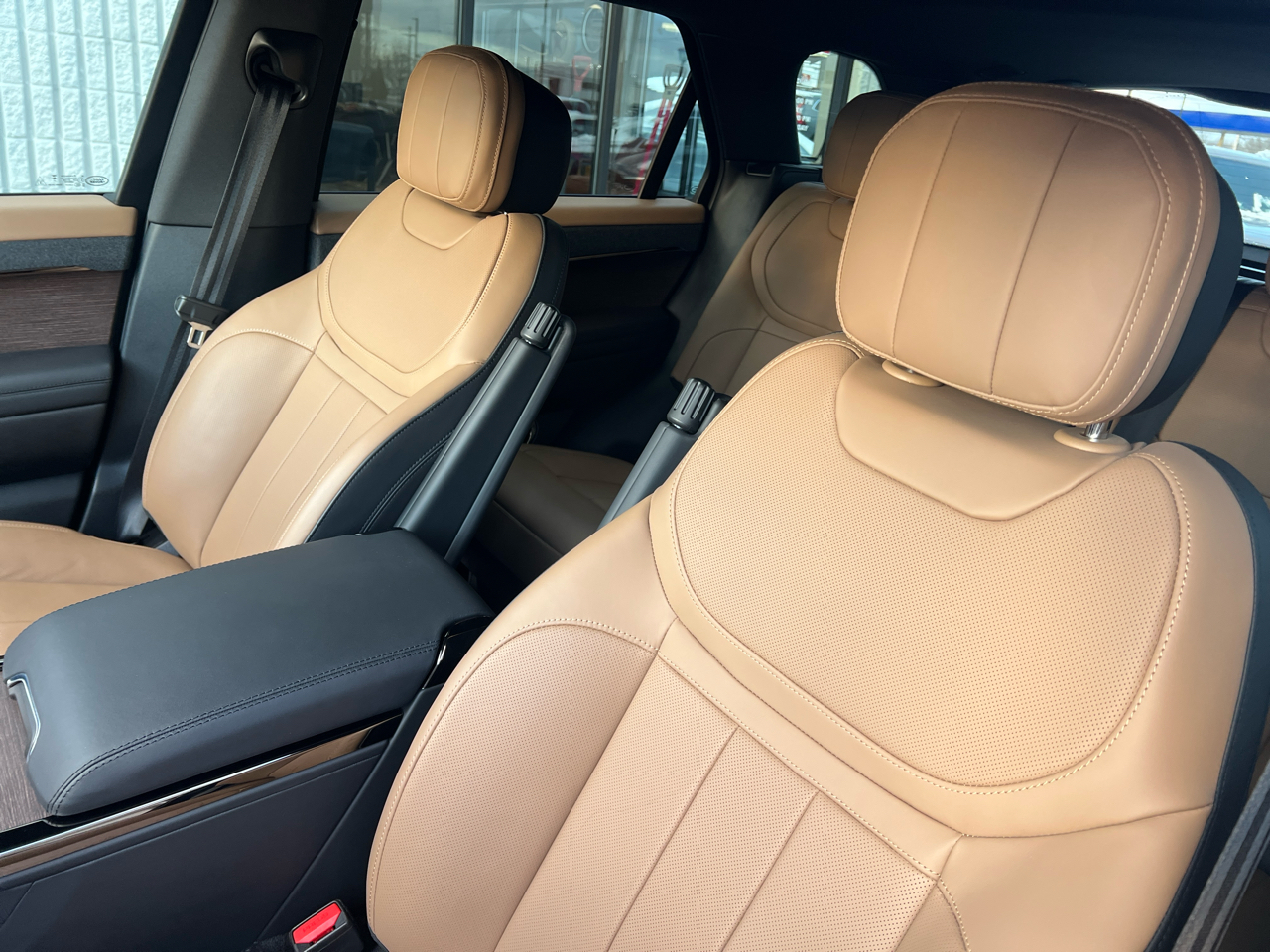 Land Rover Range Rover Sport P400 Dynamic SE 2024