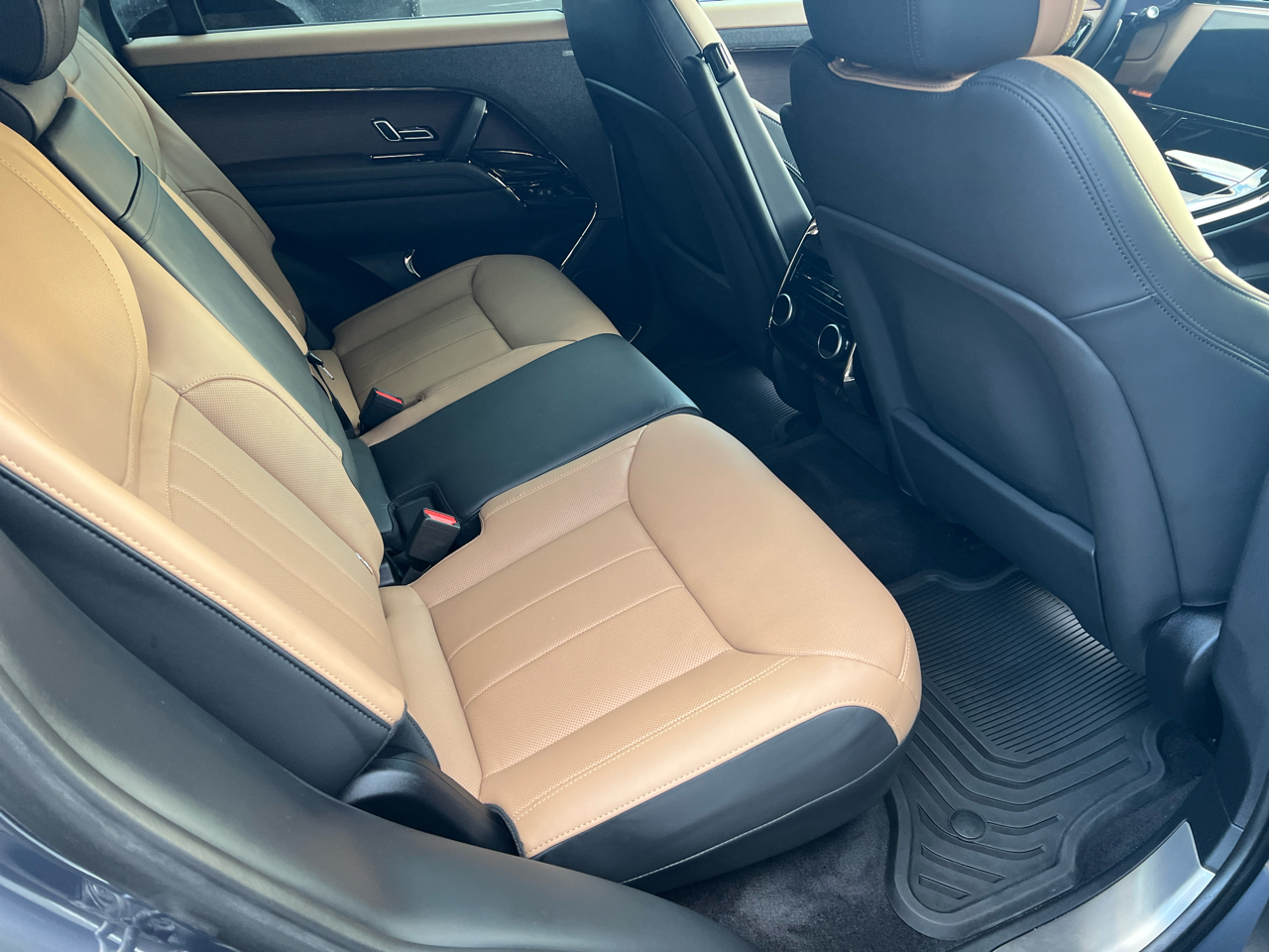 Land Rover Range Rover Sport P400 Dynamic SE 2024