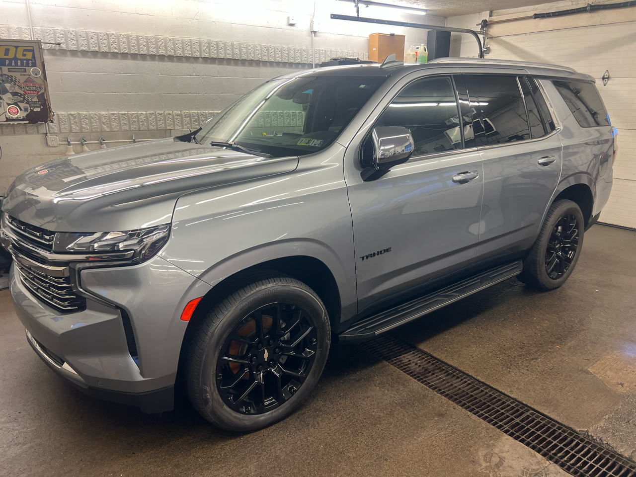2023 Chevrolet Tahoe 4WD 4dr Premier