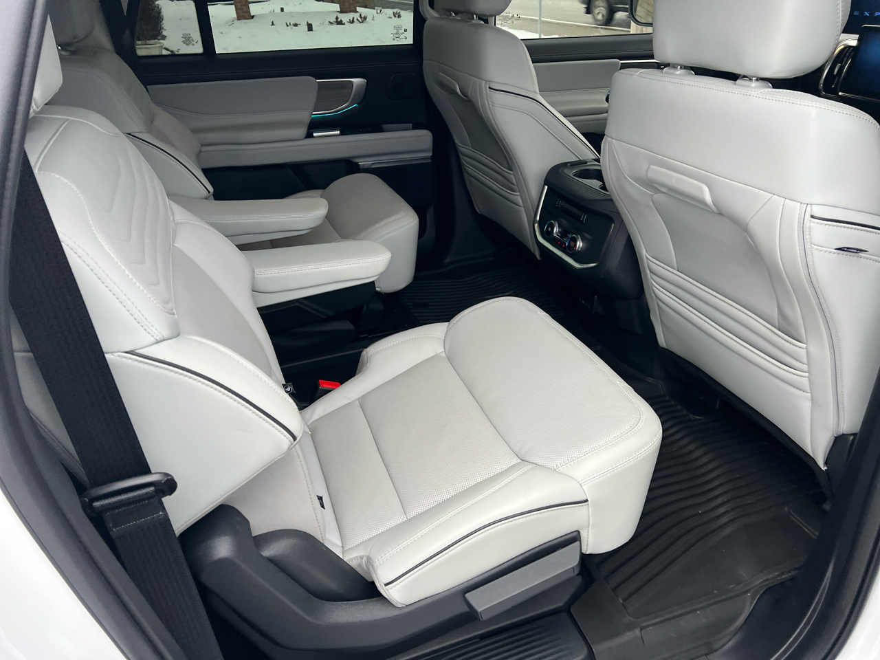 Ford Expedition Max Platinum 4x4 2025