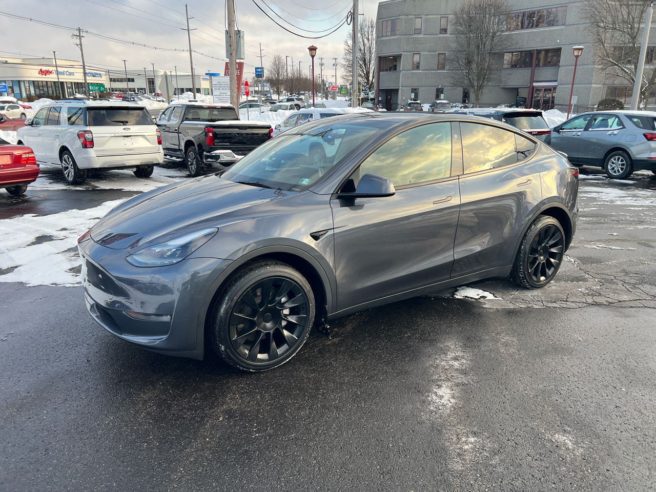 2024 Tesla Model Y Long Range AWD