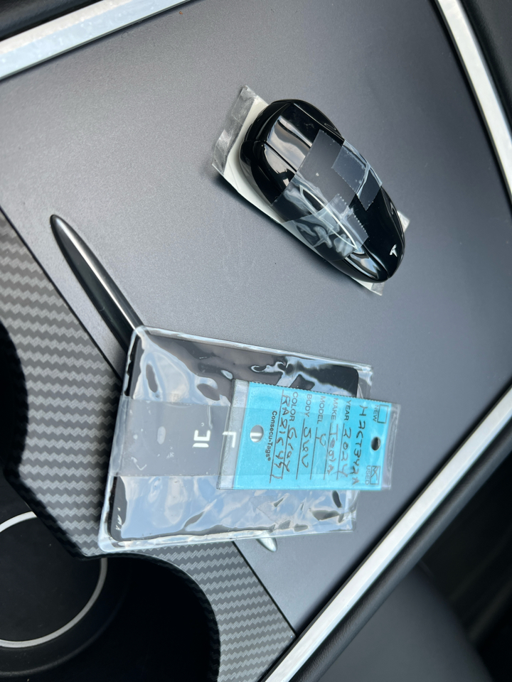 Tesla Model Y Long Range AWD 2024