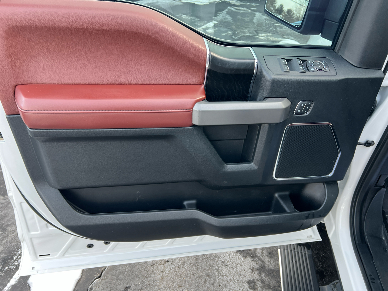 Ford F-150 Platinum SuperCrew 5.5-ft. Bed 4WD 2019