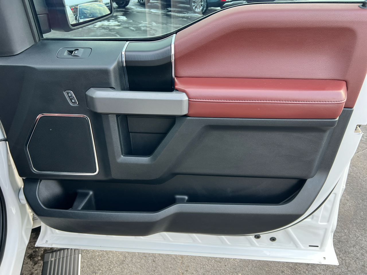 Ford F-150 Platinum SuperCrew 5.5-ft. Bed 4WD 2019