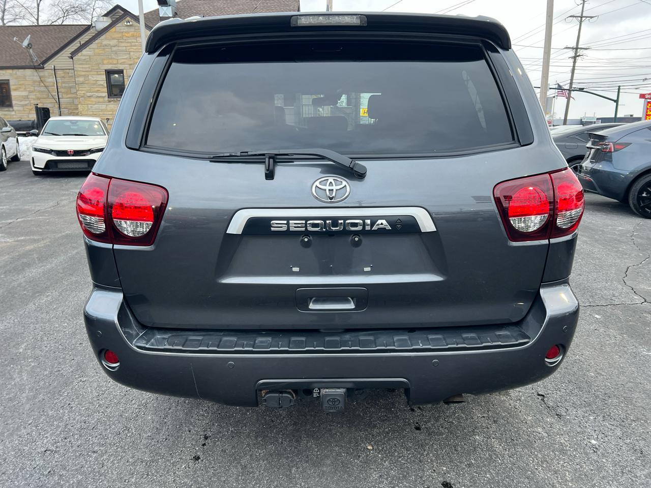 Toyota Sequoia Platinum 4WD (Natl) 2021