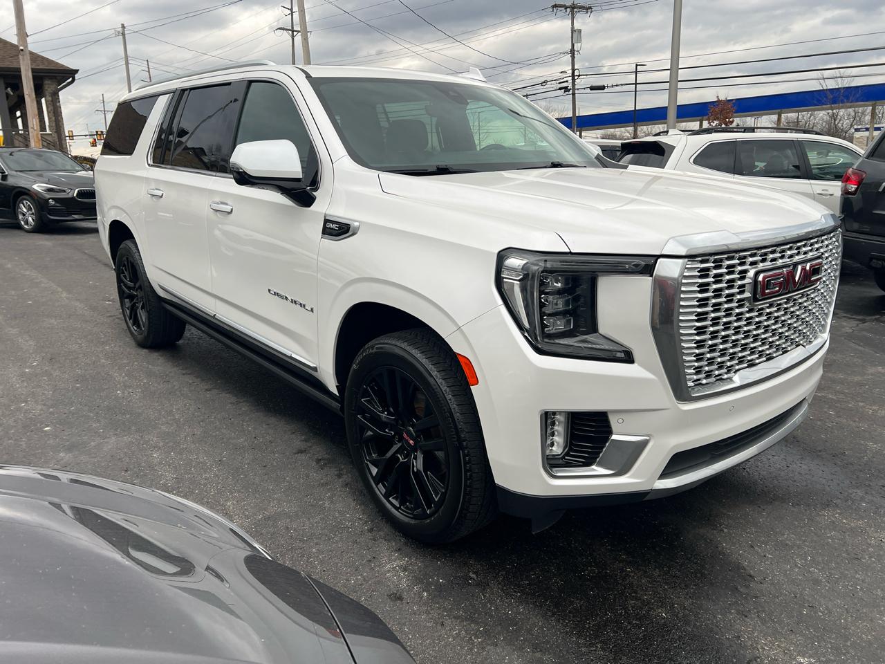 GMC Yukon XL 4WD 4dr Denali 2021