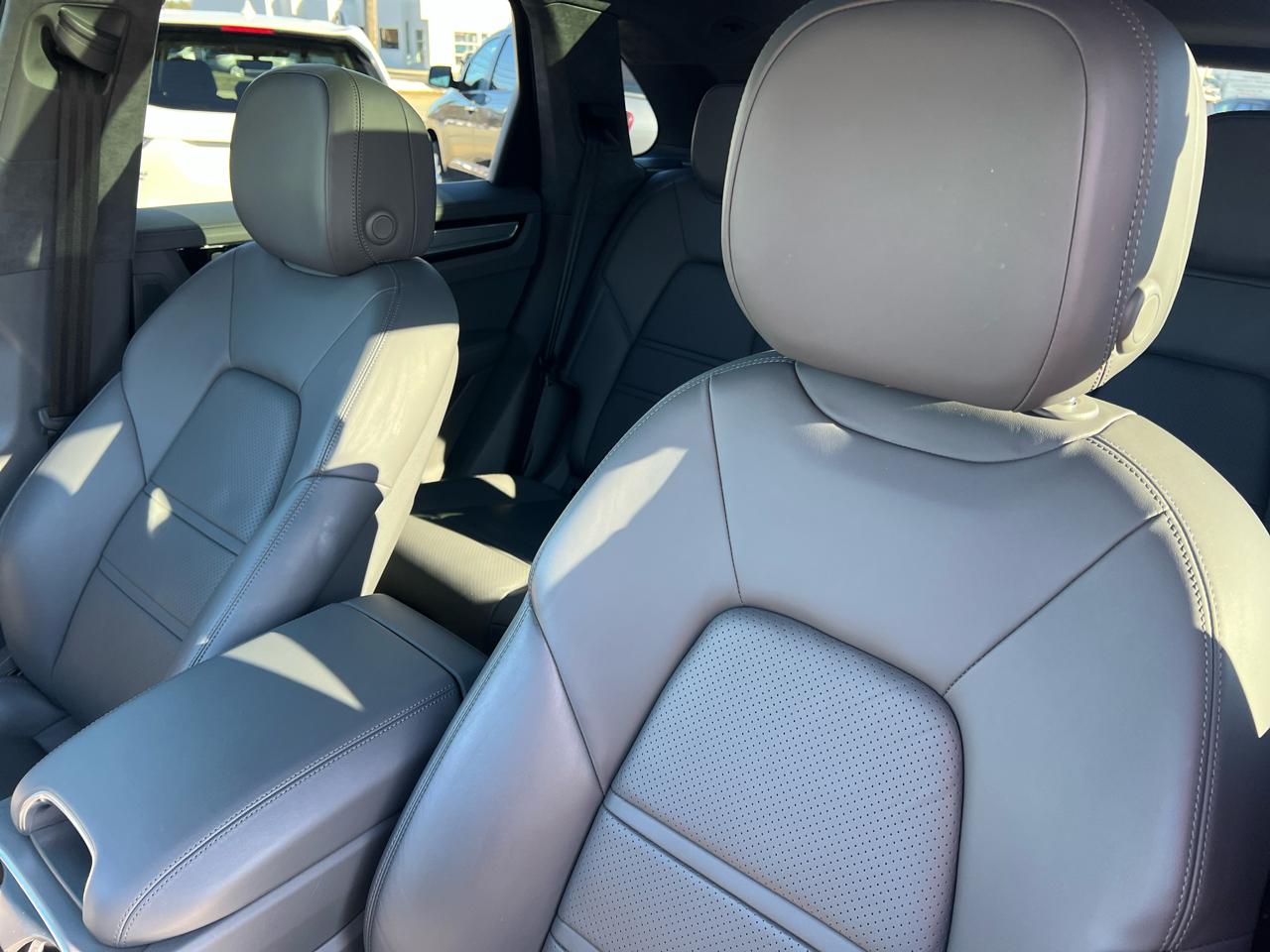 Porsche Cayenne Turbo AWD 2022