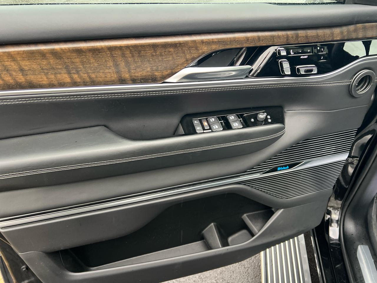 Jeep Grand Wagoneer Series II 4x4 2022