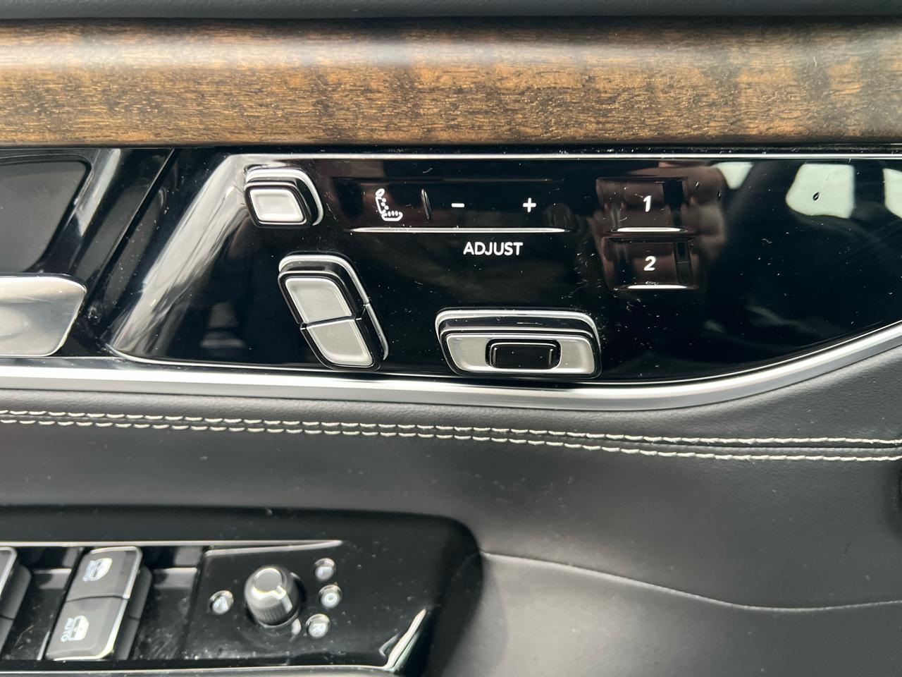 Jeep Grand Wagoneer Series II 4x4 2022