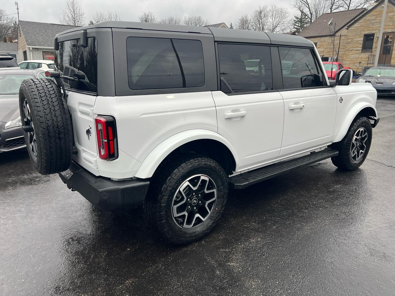 Ford Bronco Outer Banks 4 Door 4x4 2024