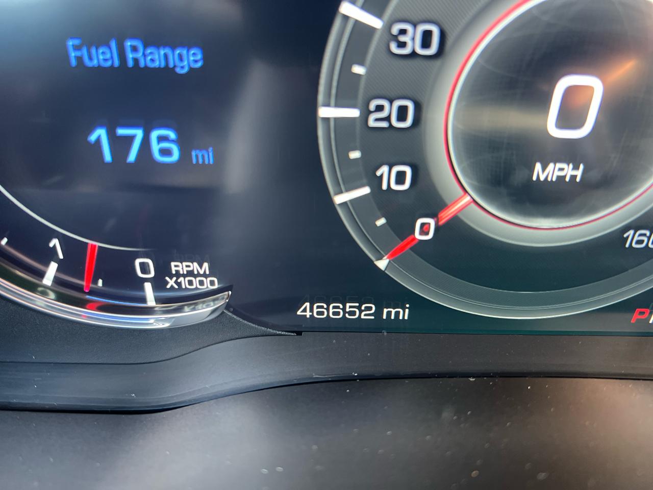 Cadillac Escalade ESV 4WD 4dr Luxury 2017