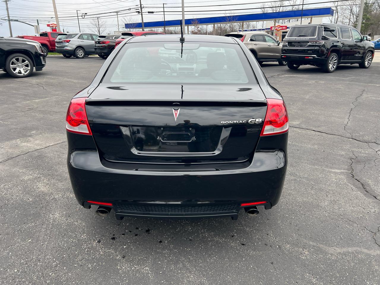 Pontiac G8 4dr Sdn 2009